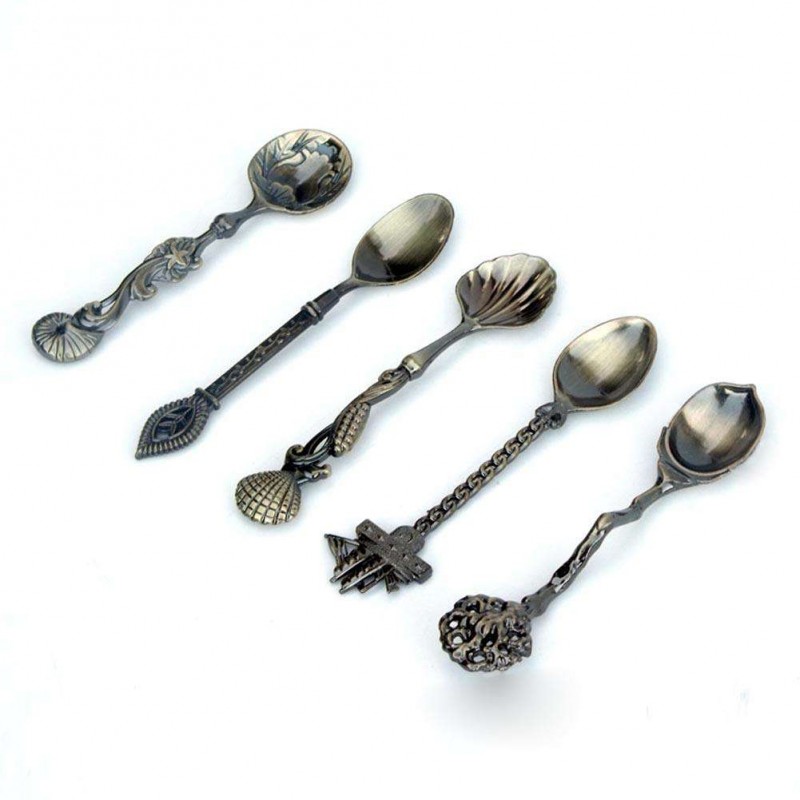 5pcs Kitchen Bar Vintage Royal Style Metal Carved Mini Coffee Spoons