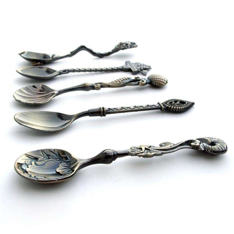 5pcs Kitchen Bar Vintage Royal Style Metal Carved Mini Coffee Spoons