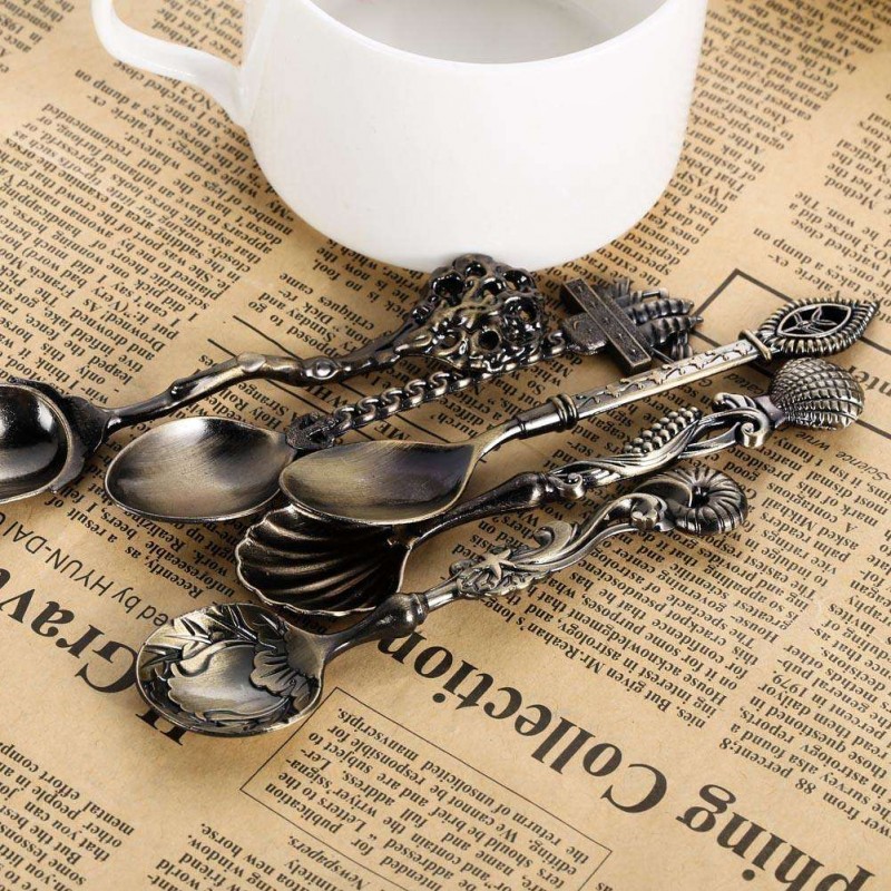 5pcs Kitchen Bar Vintage Royal Style Metal Carved Mini Coffee Spoons