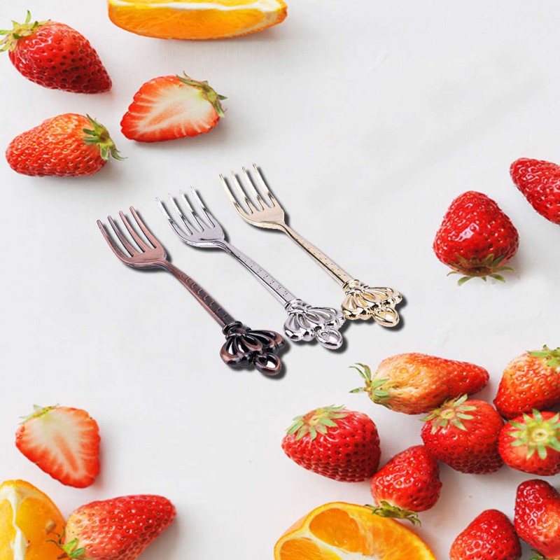 3pcs Vintage Royal Style Zinc Alloy Crown Head Fruit Fork Set